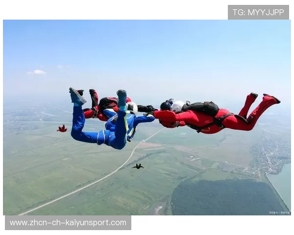 极限运动展演活动吸睛，年轻观众热衷参与，极限运动视频合集